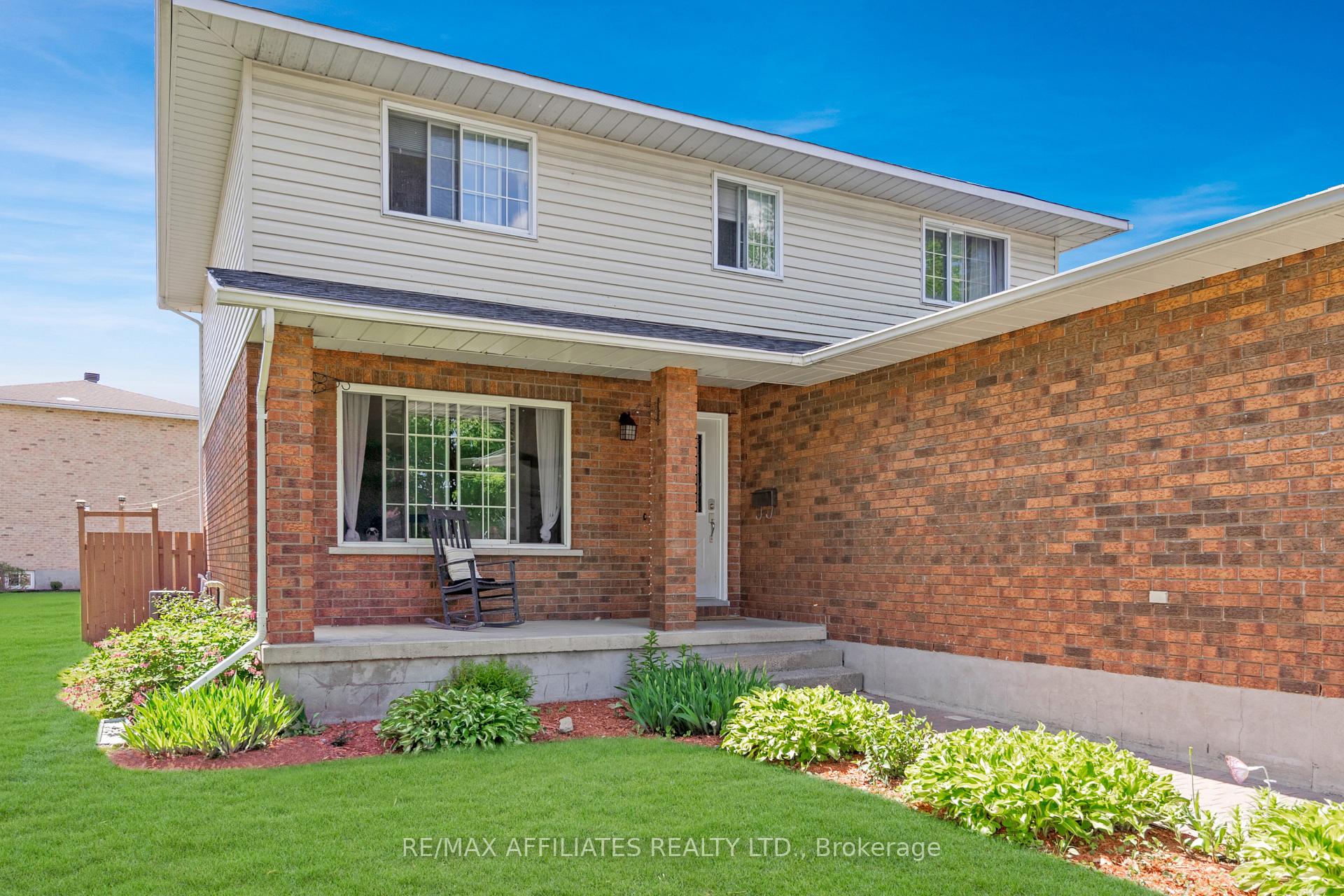Photo 1 of 246 Allan Street, Smiths Falls — HOMEH
