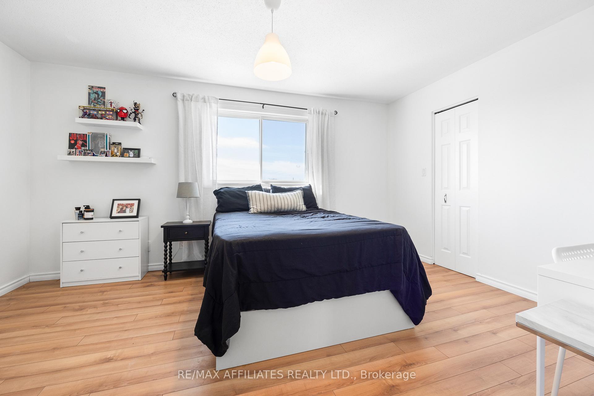 Photo 10 of 246 Allan Street, Smiths Falls — HOMEH