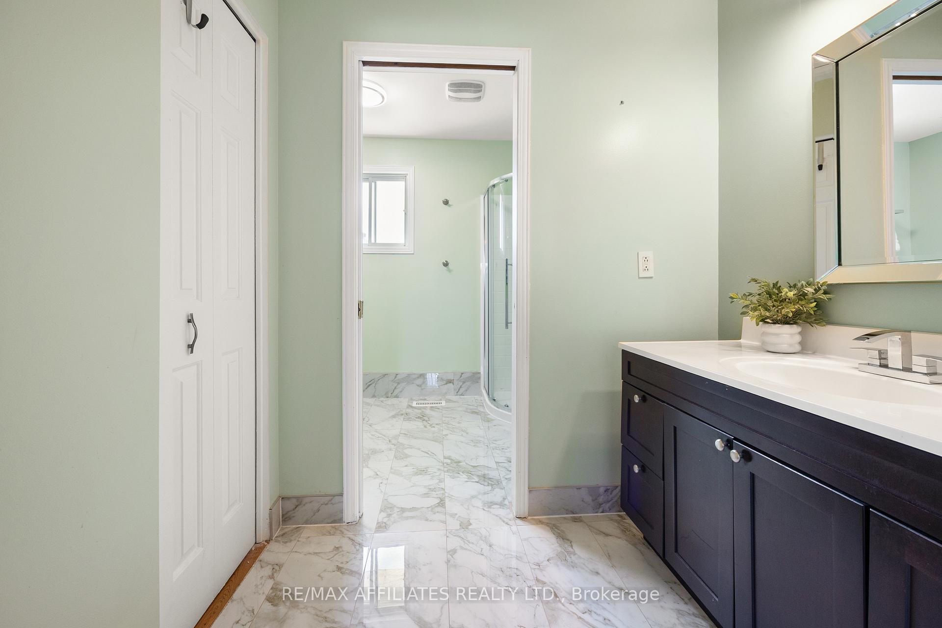 Photo 16 of 246 Allan Street, Smiths Falls — HOMEH