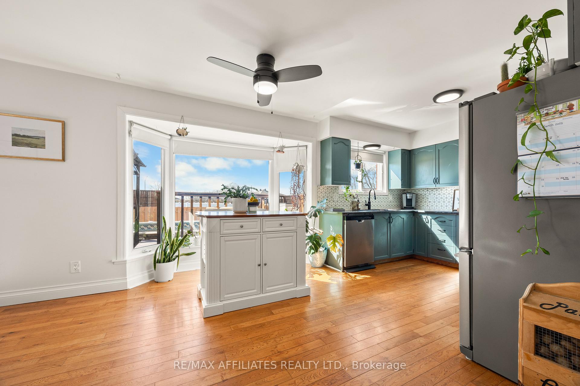 Photo 20 of 246 Allan Street, Smiths Falls — HOMEH