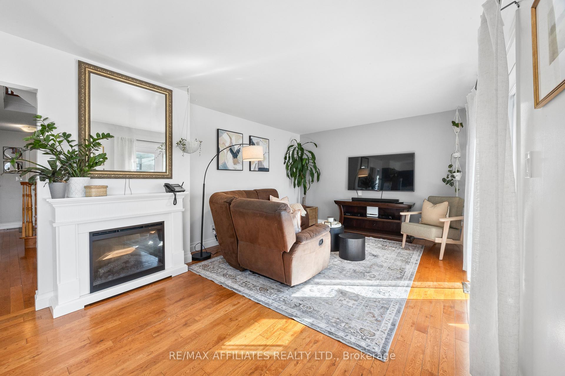Photo 21 of 246 Allan Street, Smiths Falls — HOMEH