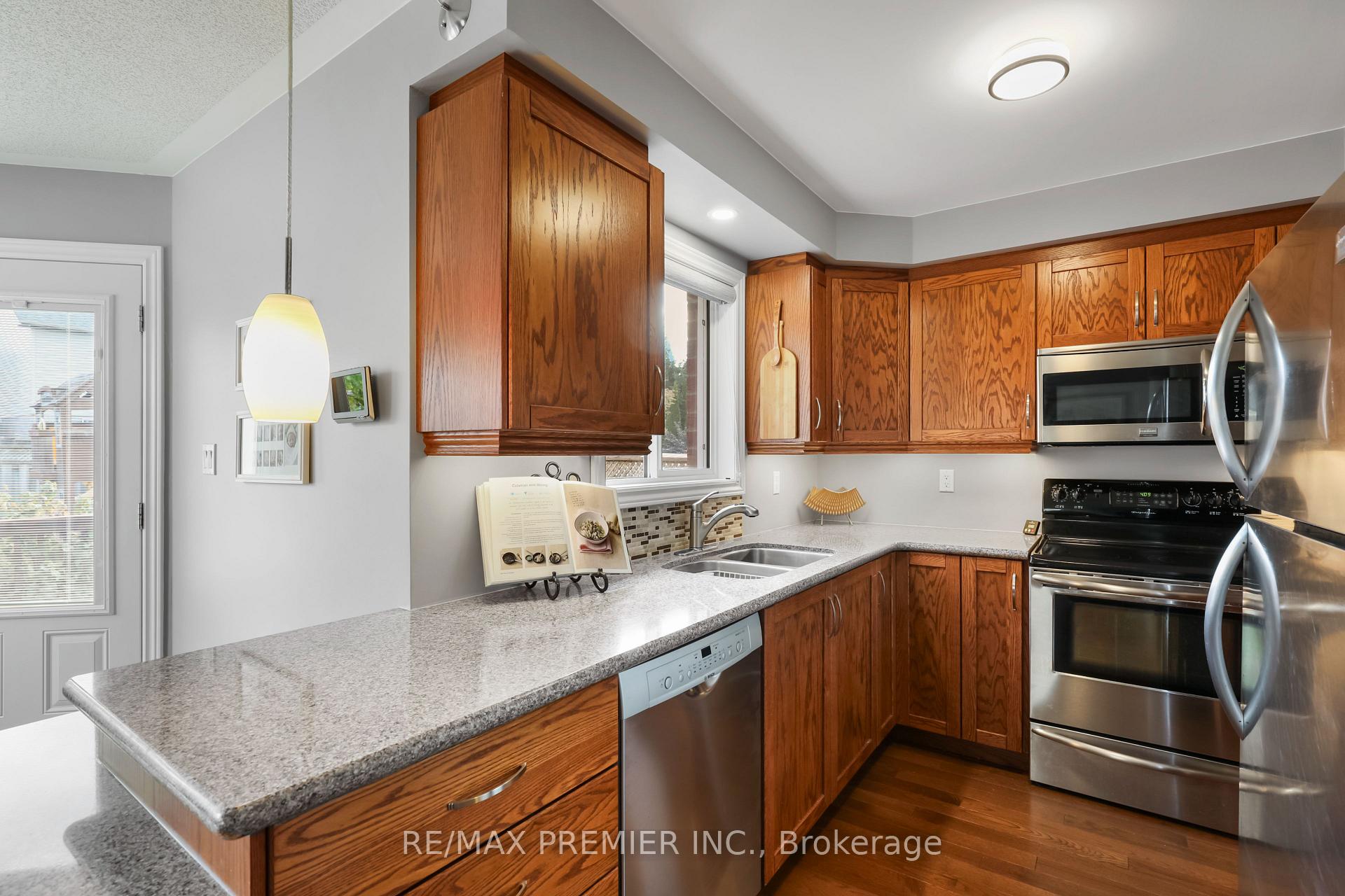 Photo 14 of 44 Brandon Road, Scugog, Port Perry — HOMEH