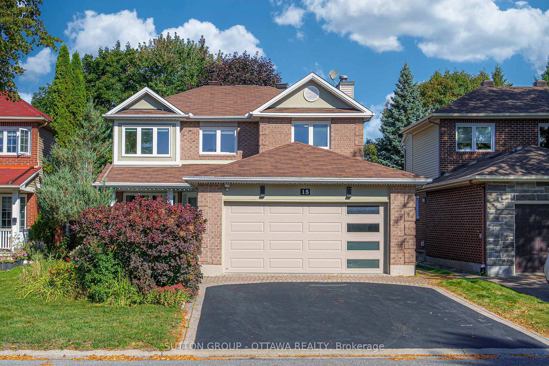 Front of 15 Rosemeade Place