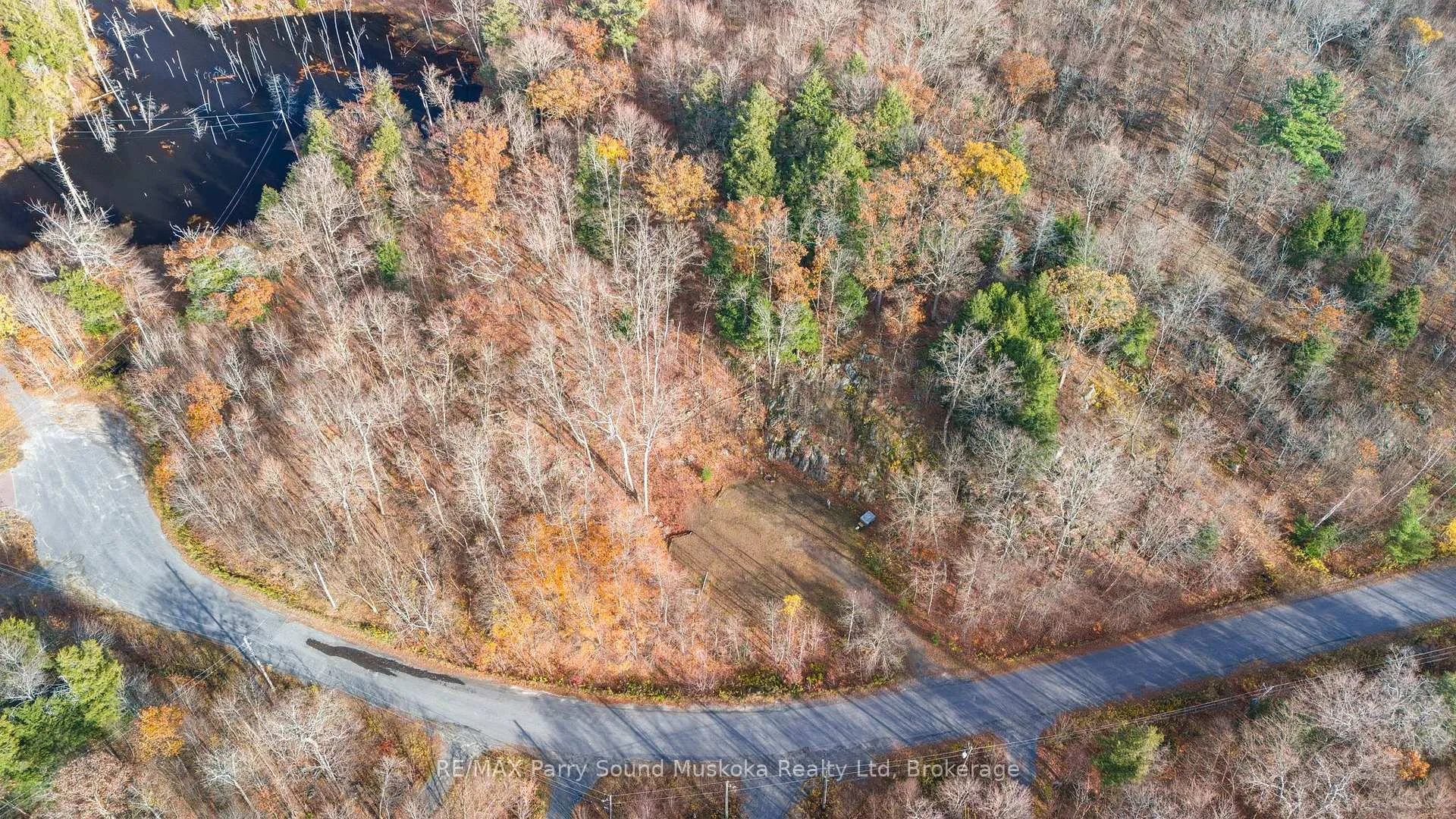 Photo 23 of Bartlett Drive, Seguin — HOMEH