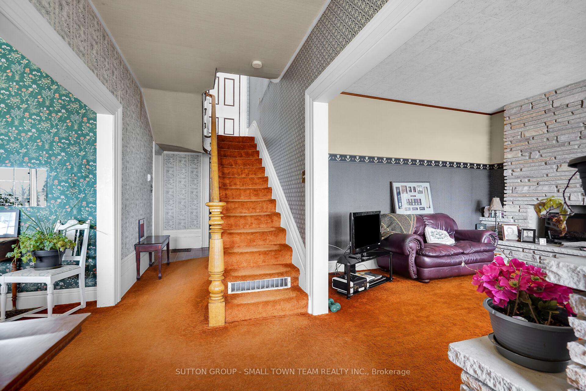 Photo 7 of 40362 Thames Road, South Huron, Usborne — HOMEH