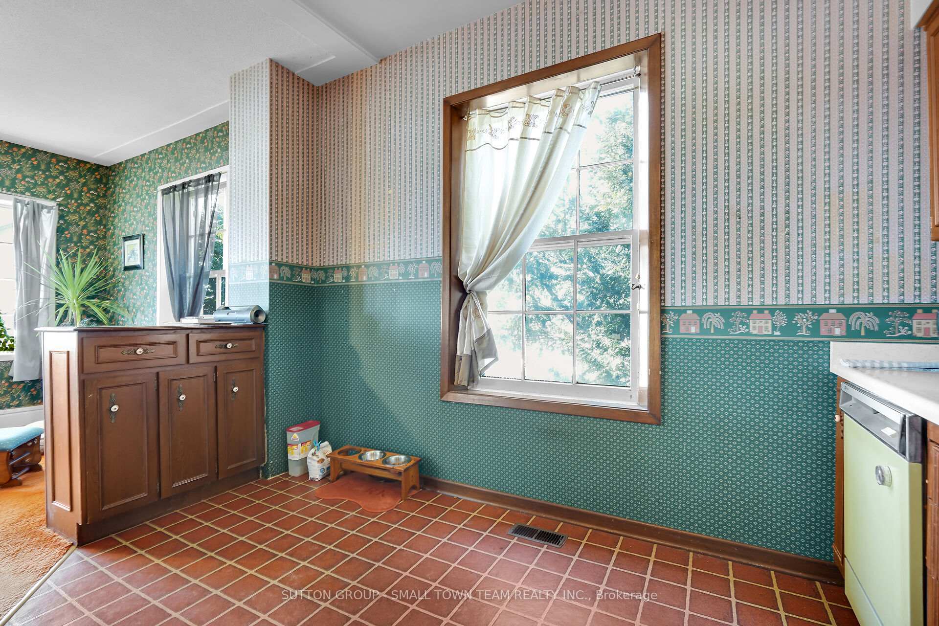 Photo 14 of 40362 Thames Road, South Huron, Usborne — HOMEH