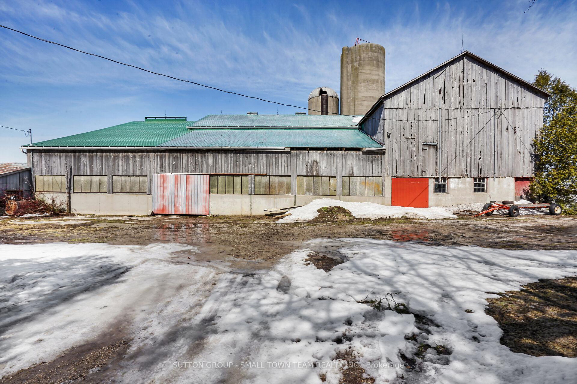 Photo 40 of 40362 Thames Road, South Huron, Usborne — HOMEH