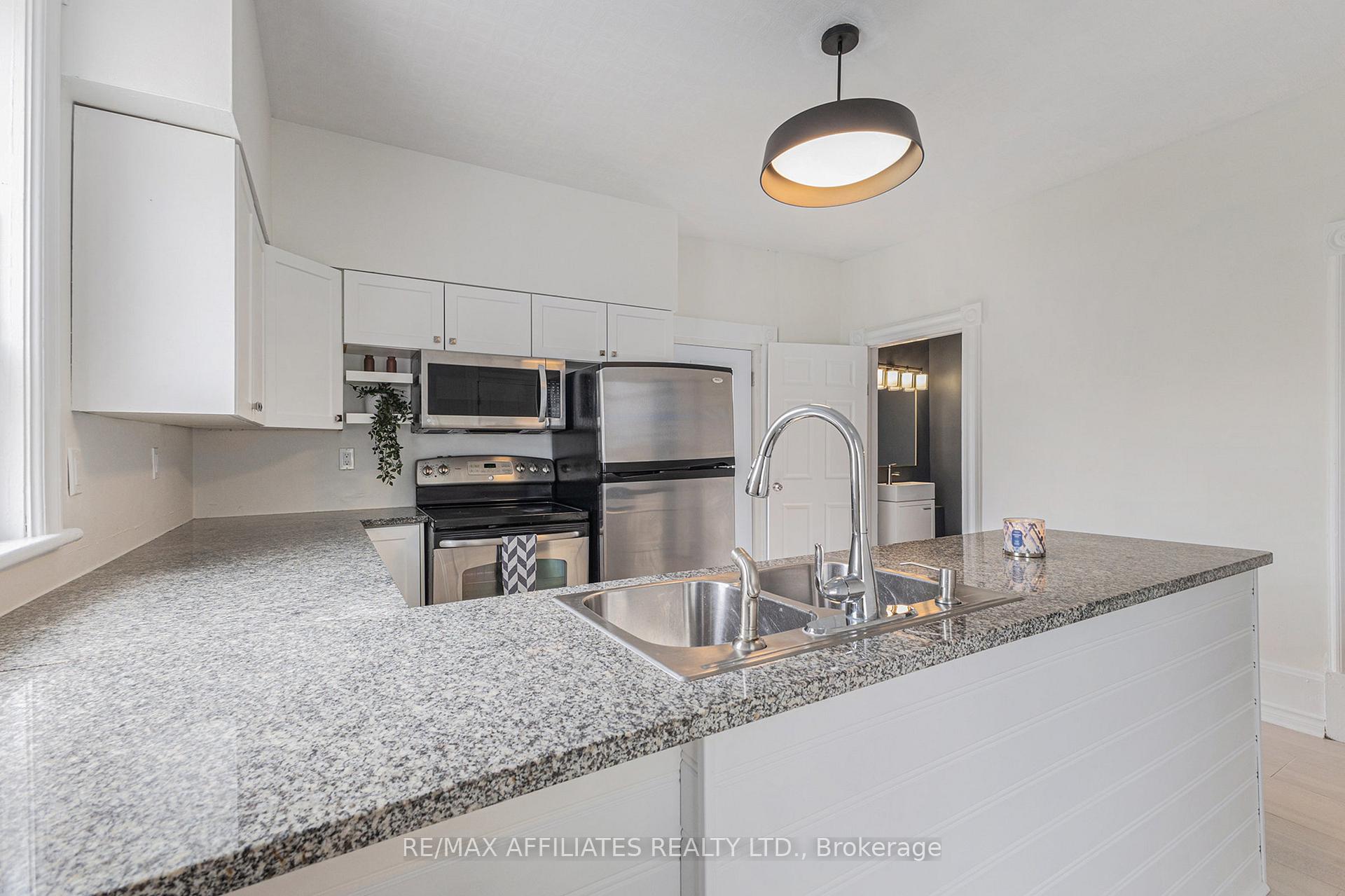 Photo 14 of 2 Maitland Street, Smiths Falls — HOMEH
