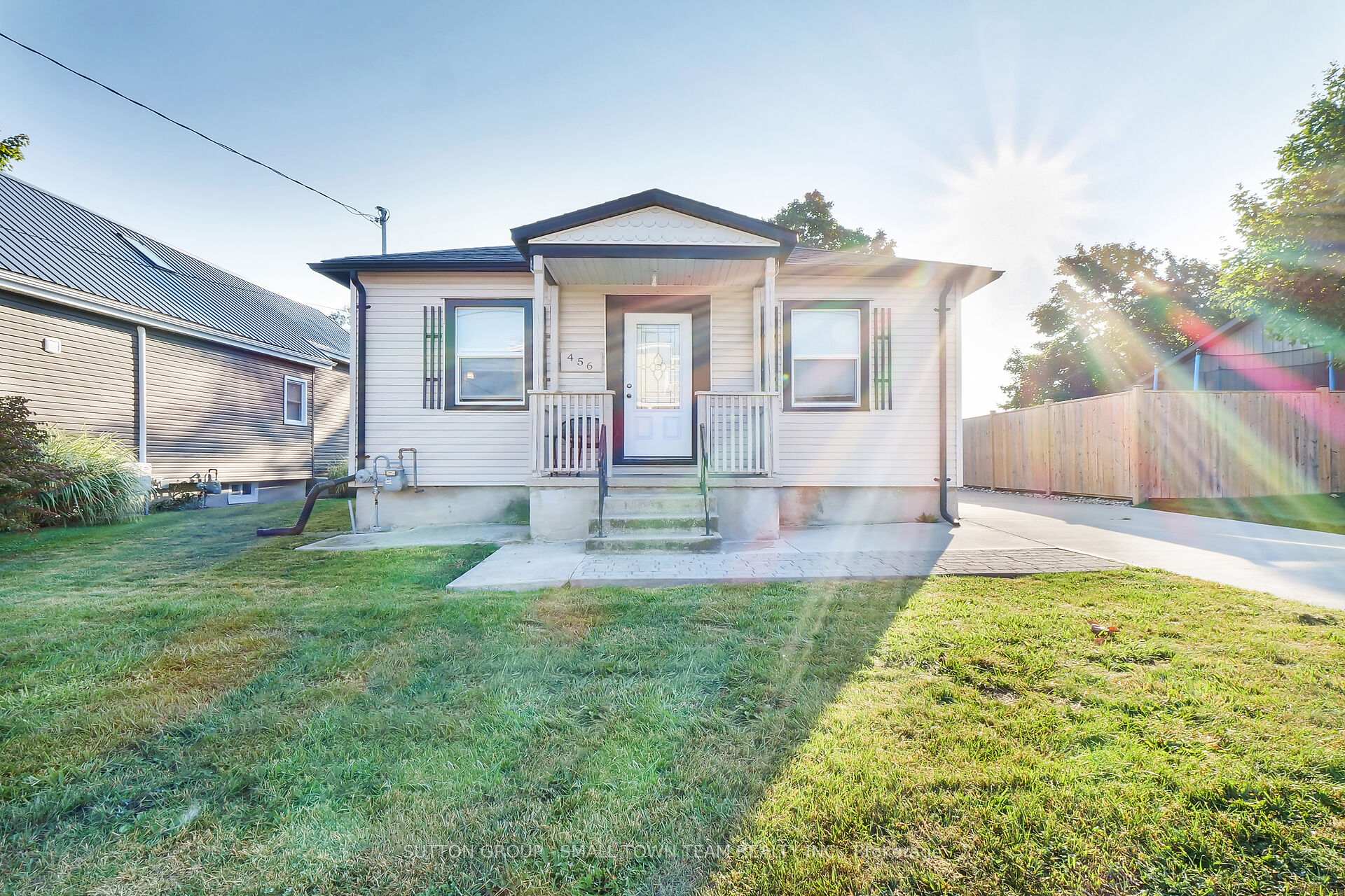 Photo 2 of 456 Andrew Street, South Huron, Exeter — HOMEH