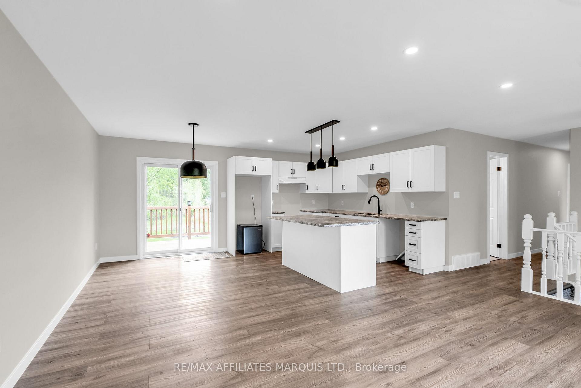 Photo 10 of 18222 Patrick Street, South Glengarry, South Glengarry (Charlottenburgh) Twp — HOMEH