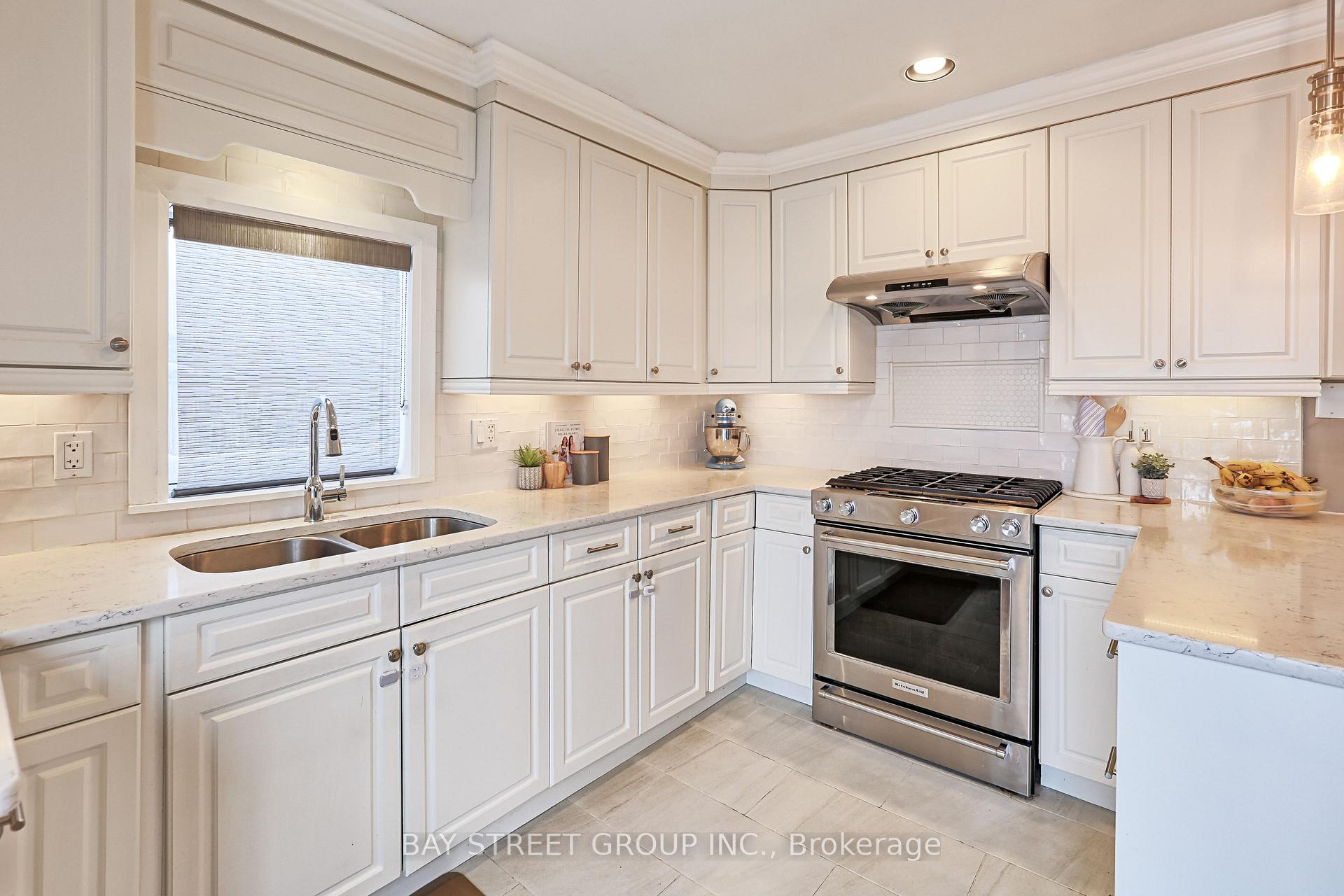Photo 15 of 404 Main Street E, Shelburne — HOMEH