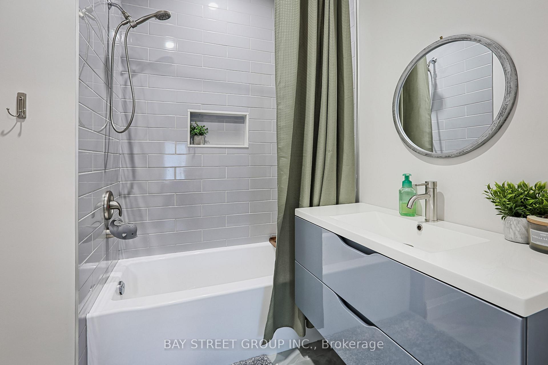 Photo 24 of 404 Main Street E, Shelburne — HOMEH