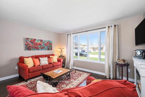 Photo 6 of 254 Glenwood Crescent, Smiths Falls — HOMEH