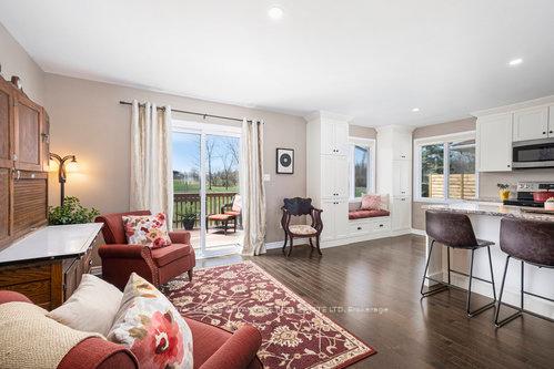 Photo 9 of 254 Glenwood Crescent, Smiths Falls — HOMEH