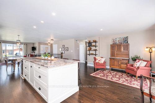 Photo 12 of 254 Glenwood Crescent, Smiths Falls — HOMEH