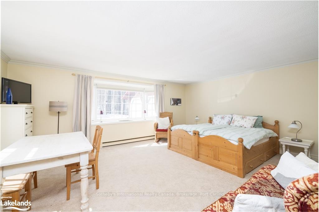 Photo 12 of 127A Wind Rose Lane, Ryerson — HOMEH