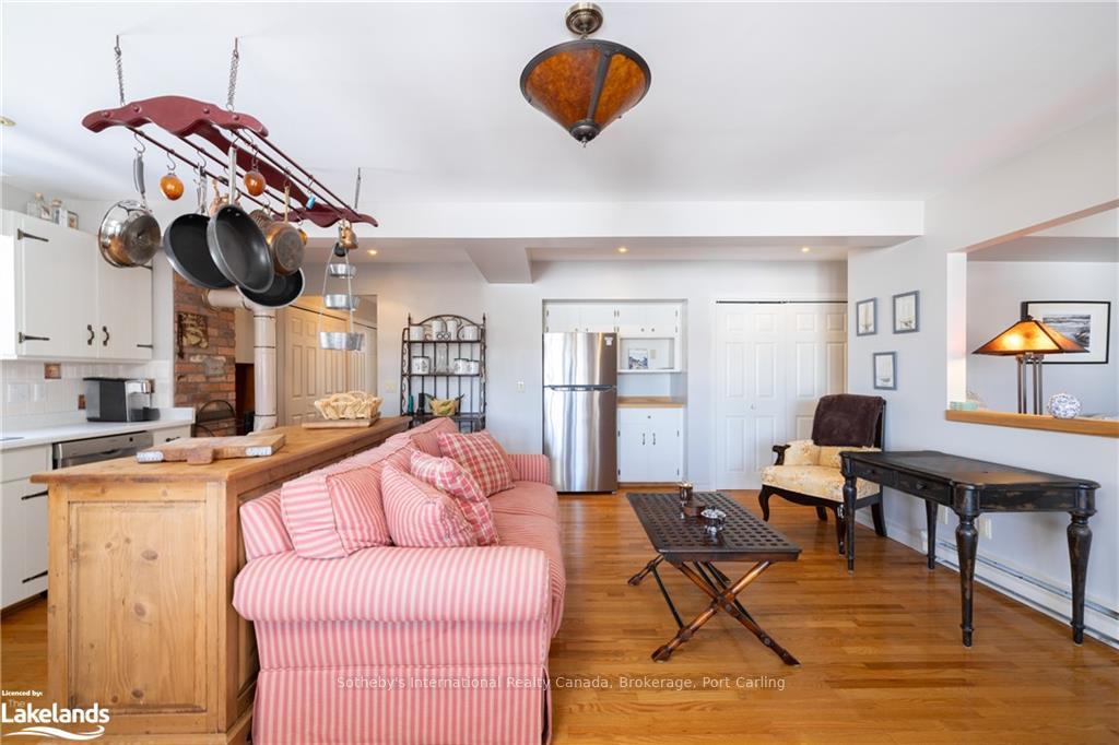 Photo 14 of 127A Wind Rose Lane, Ryerson — HOMEH
