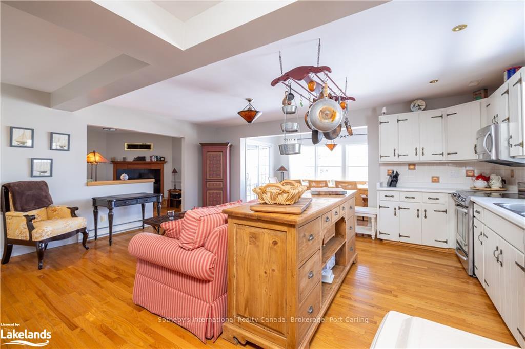 Photo 16 of 127A Wind Rose Lane, Ryerson — HOMEH