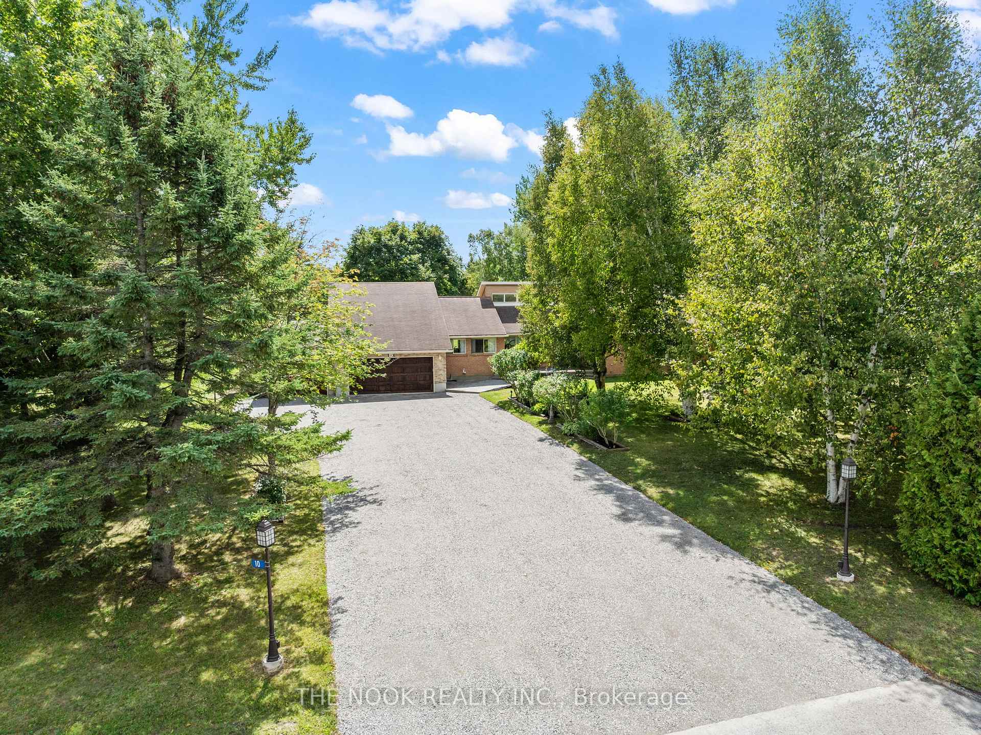 Photo 3 of 10 Stone Sound Drive, Scugog, Port Perry — HOMEH