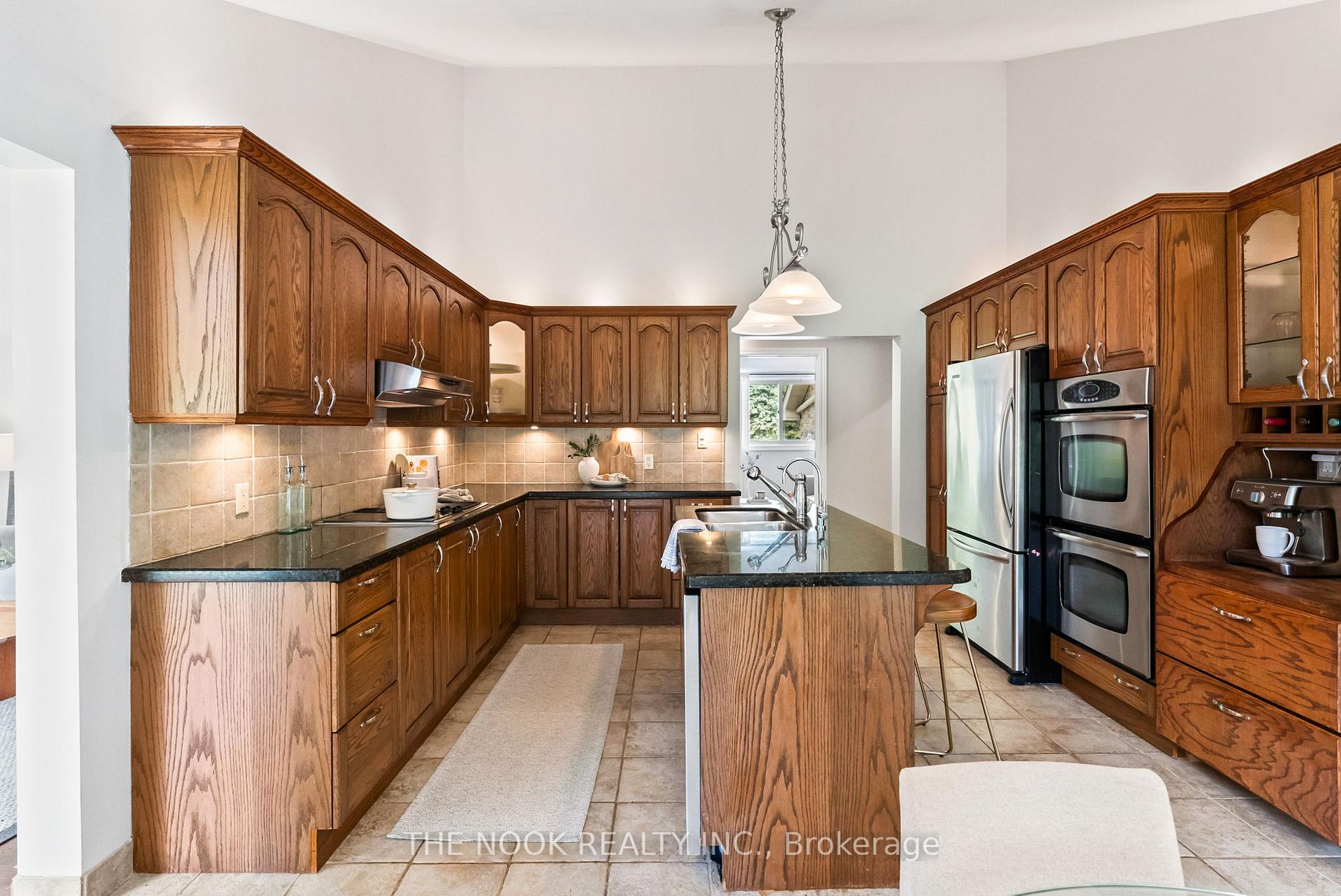 Photo 19 of 10 Stone Sound Drive, Scugog, Port Perry — HOMEH