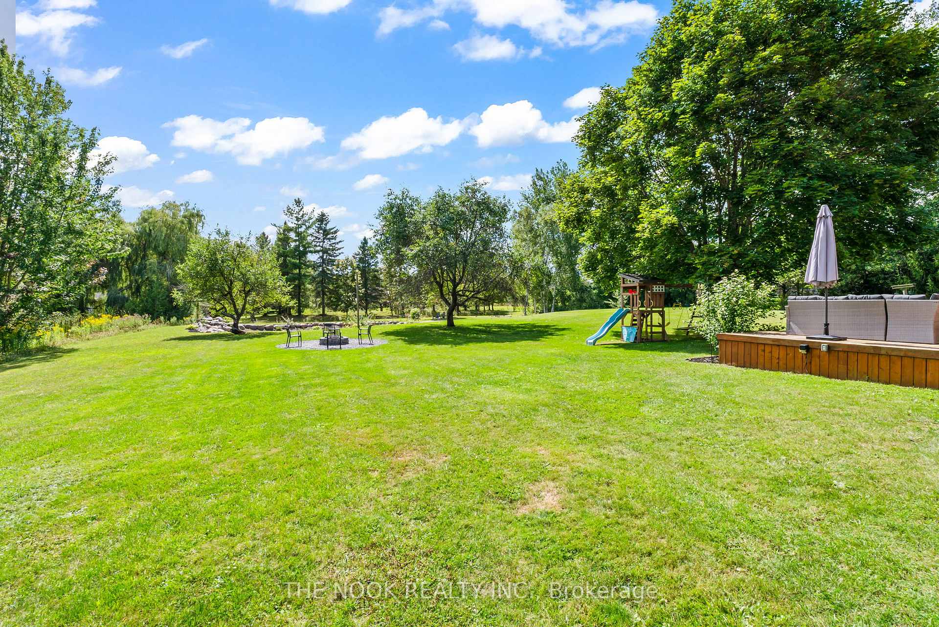 Photo 45 of 10 Stone Sound Drive, Scugog, Port Perry — HOMEH