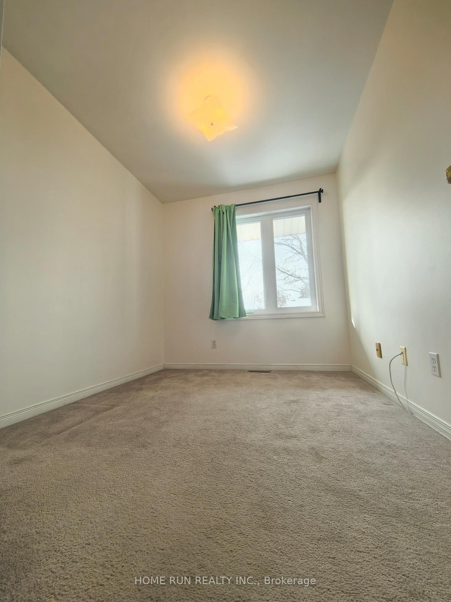 Photo 6 of 56 Thornbury Crescent, Ottawa, Centrepointe — HOMEH