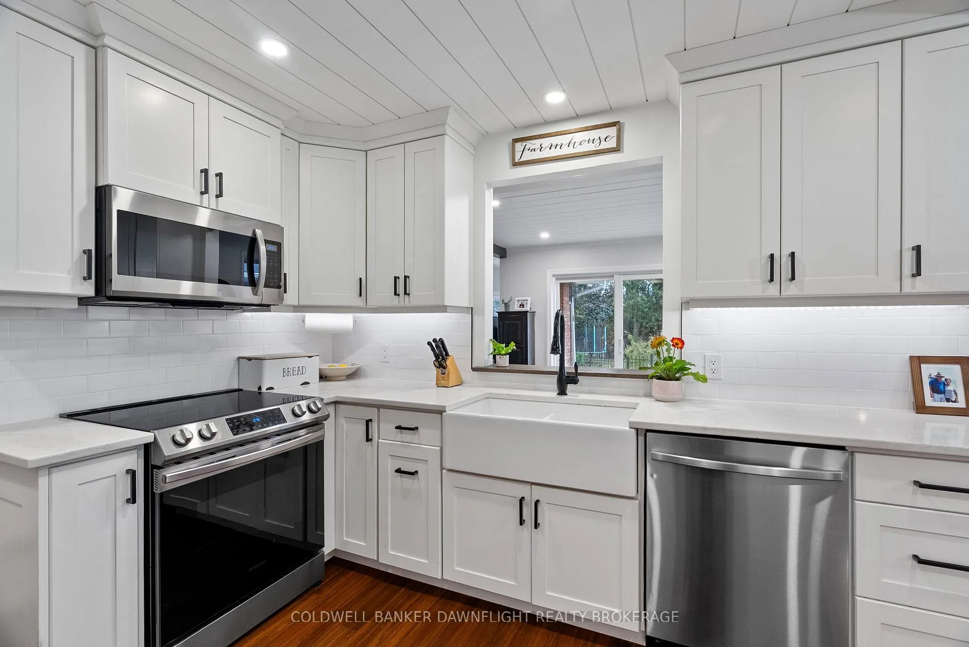 Photo 12 of 399 Pryde Boulevard, South Huron, Exeter — HOMEH