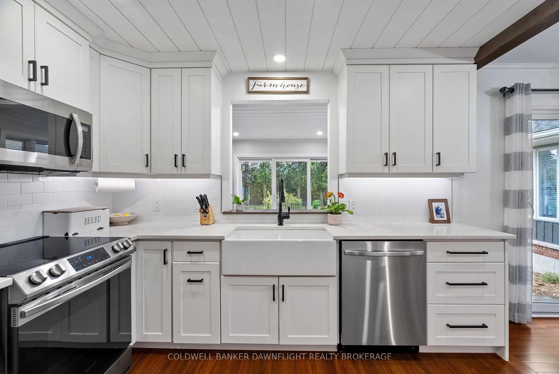 Photo 13 of 399 Pryde Boulevard, South Huron, Exeter — HOMEH