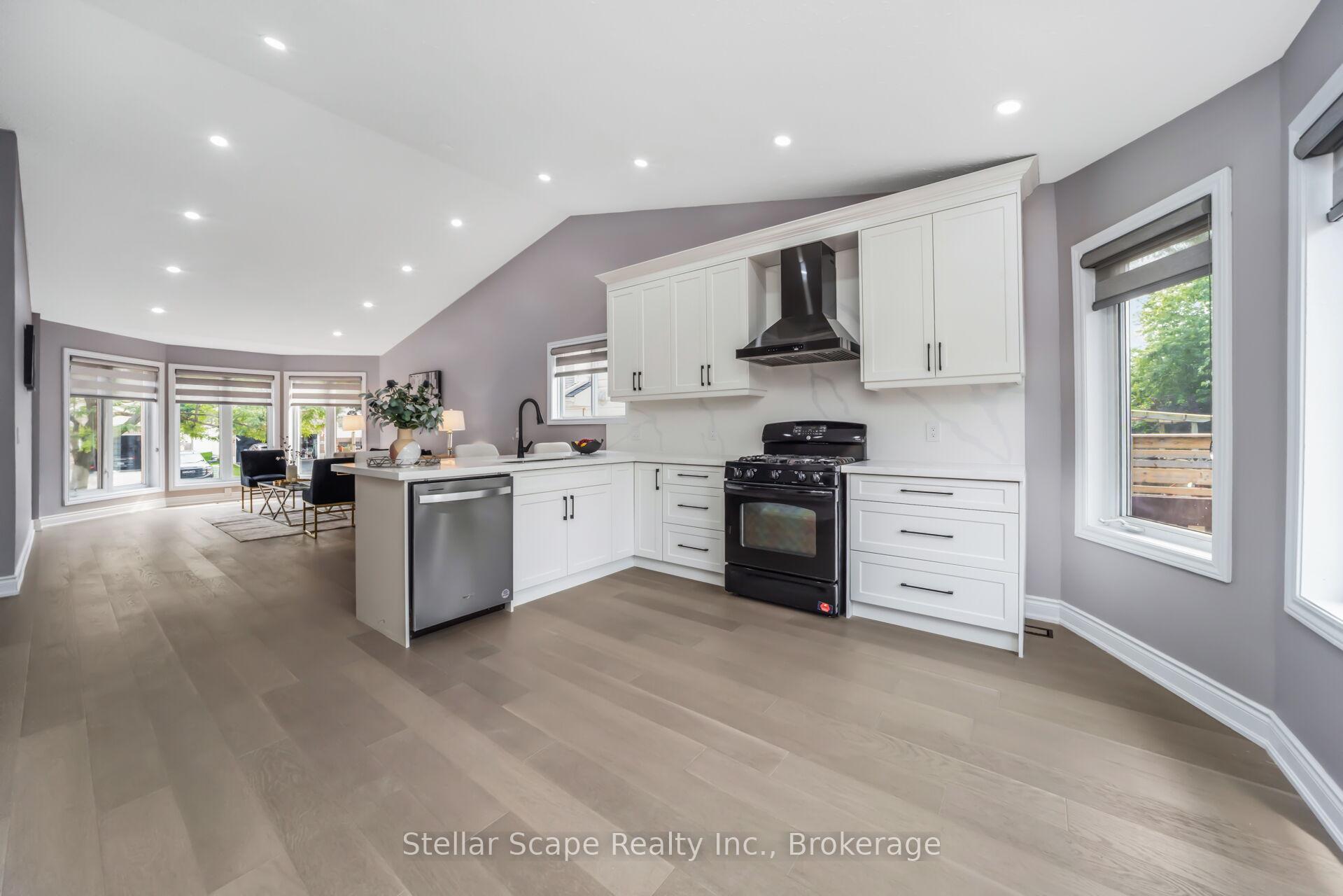 Photo 15 of 680 Canfield Place, Shelburne — HOMEH