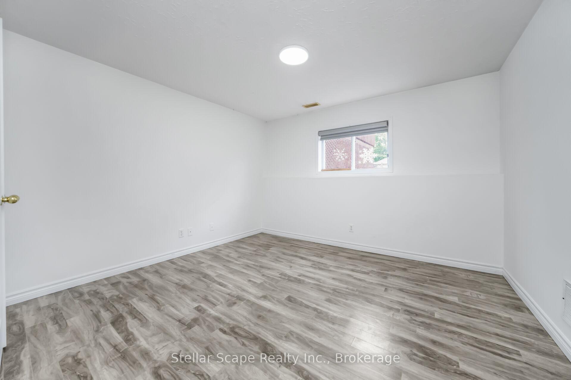 Photo 30 of 680 Canfield Place, Shelburne — HOMEH