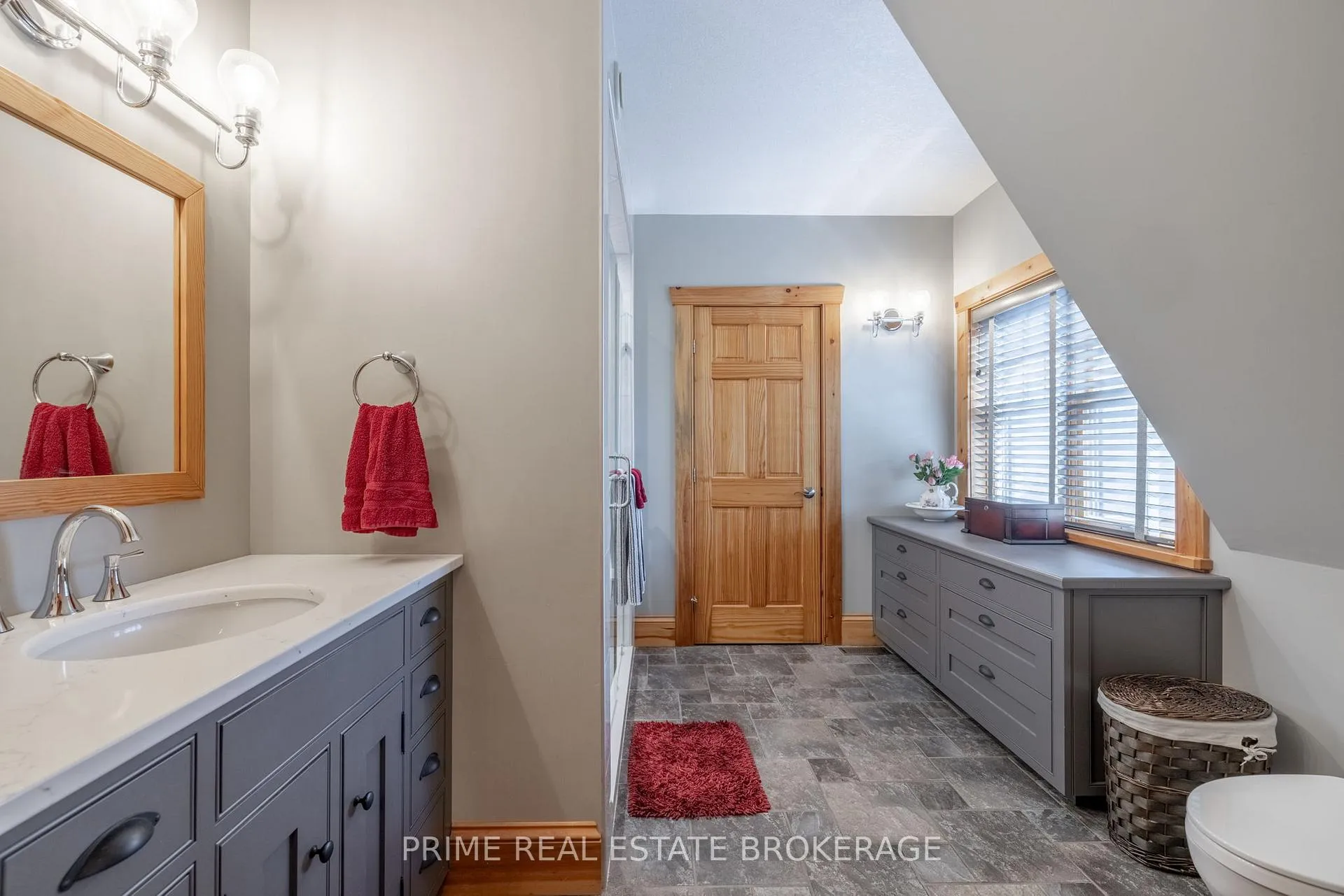 Photo 17 of 5504 Union Road, Southwold, Rural Southwold — HOMEH