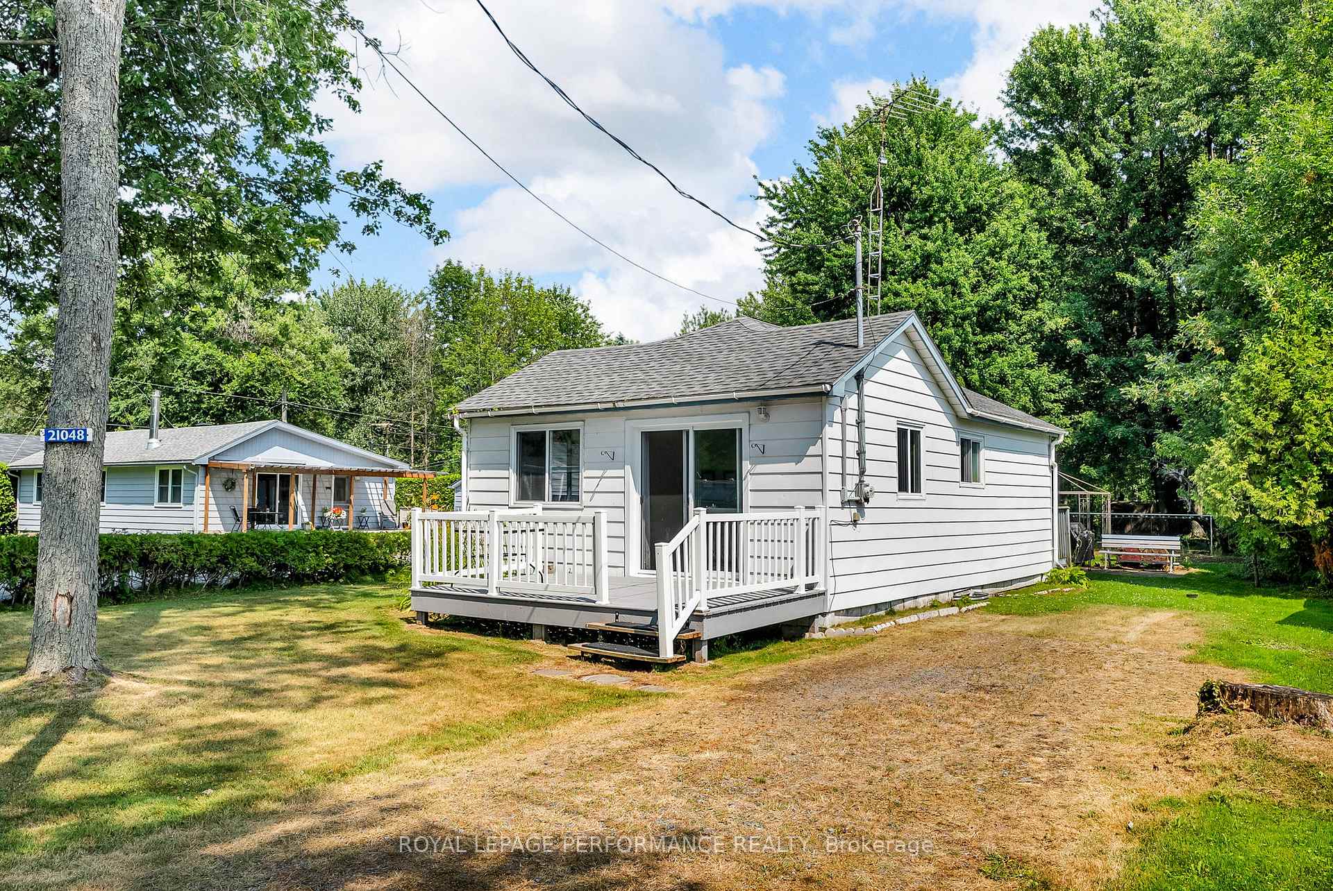 Photo 2 of 21048 Birch Avenue, South Glengarry, South Glengarry (Lancaster) Twp — HOMEH