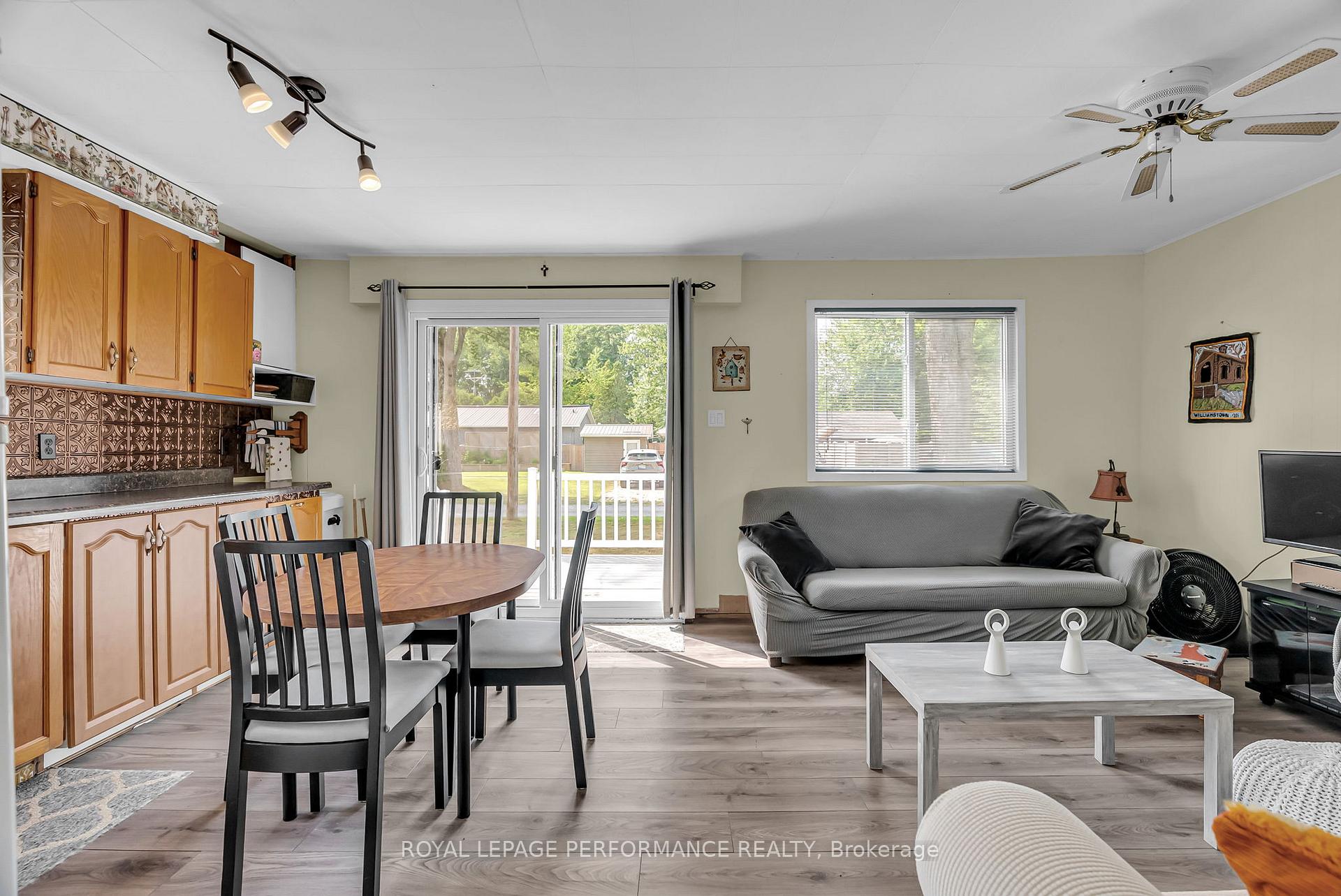 Photo 5 of 21048 Birch Avenue, South Glengarry, South Glengarry (Lancaster) Twp — HOMEH