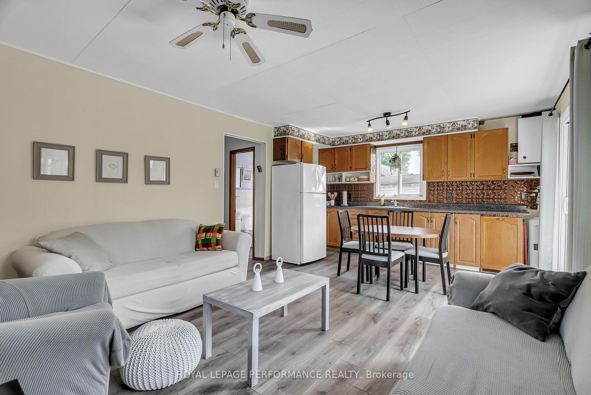 Photo 7 of 21048 Birch Avenue, South Glengarry, South Glengarry (Lancaster) Twp — HOMEH
