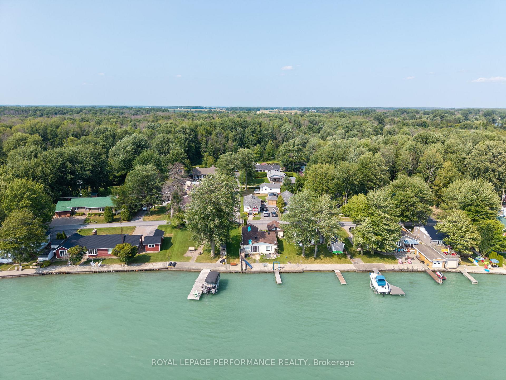 Photo 23 of 21048 Birch Avenue, South Glengarry, South Glengarry (Lancaster) Twp — HOMEH