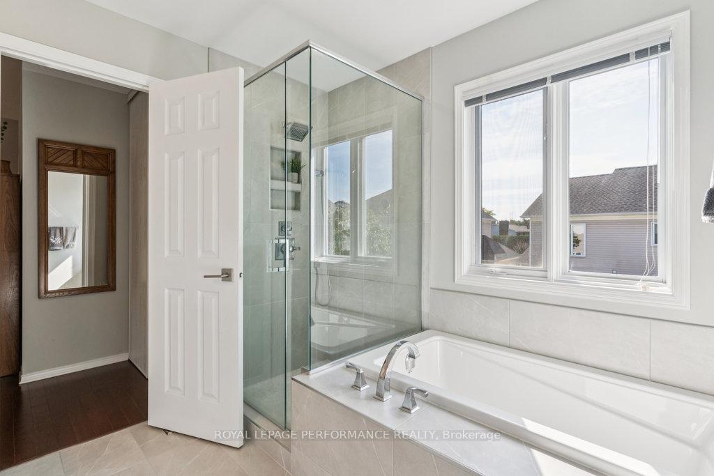 Photo 30 of 8 Jack Aaron Drive, Ottawa, Craig Henry/Woodvale — HOMEH