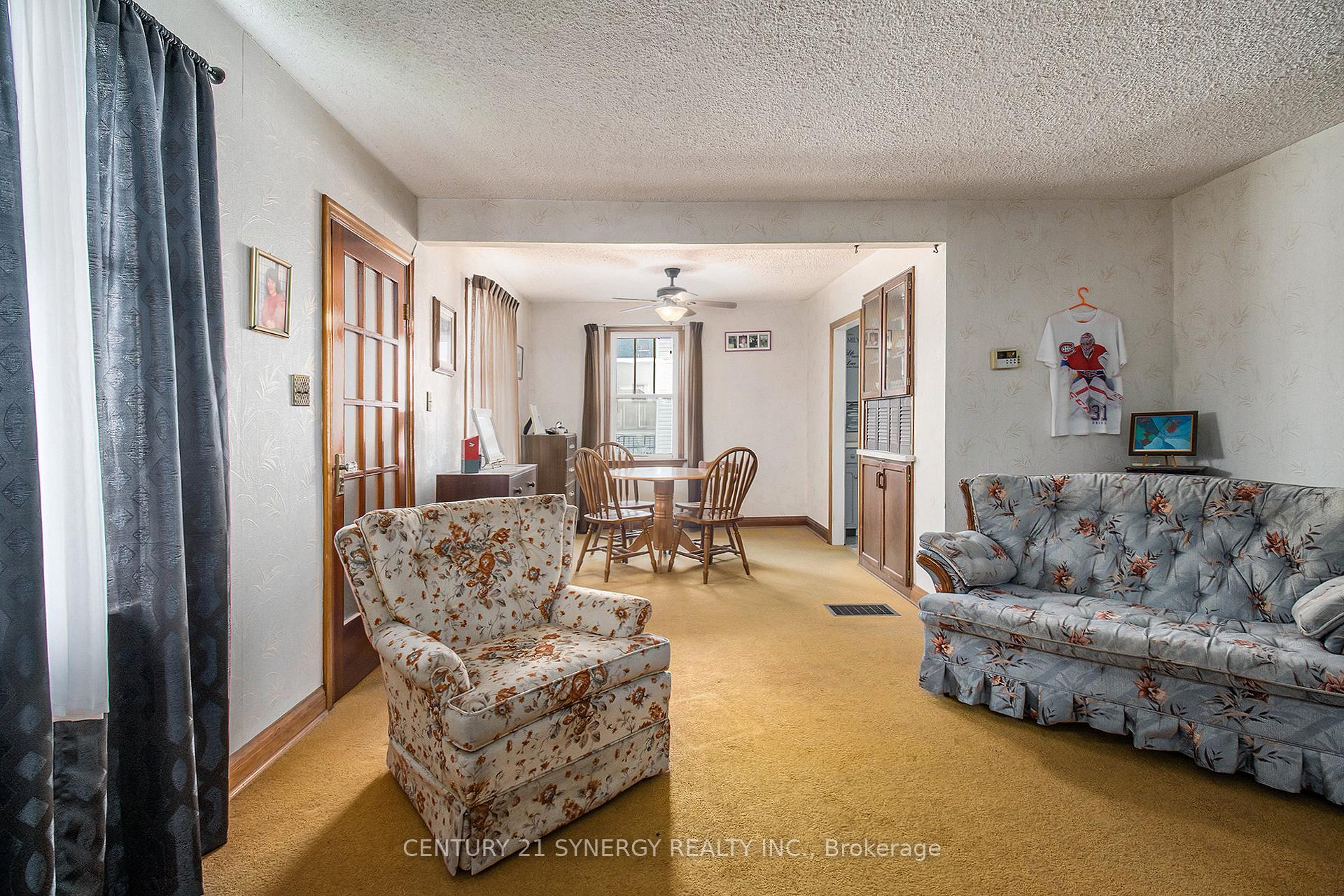 Photo 10 of 46 Cornelia Street E, Smiths Falls — HOMEH