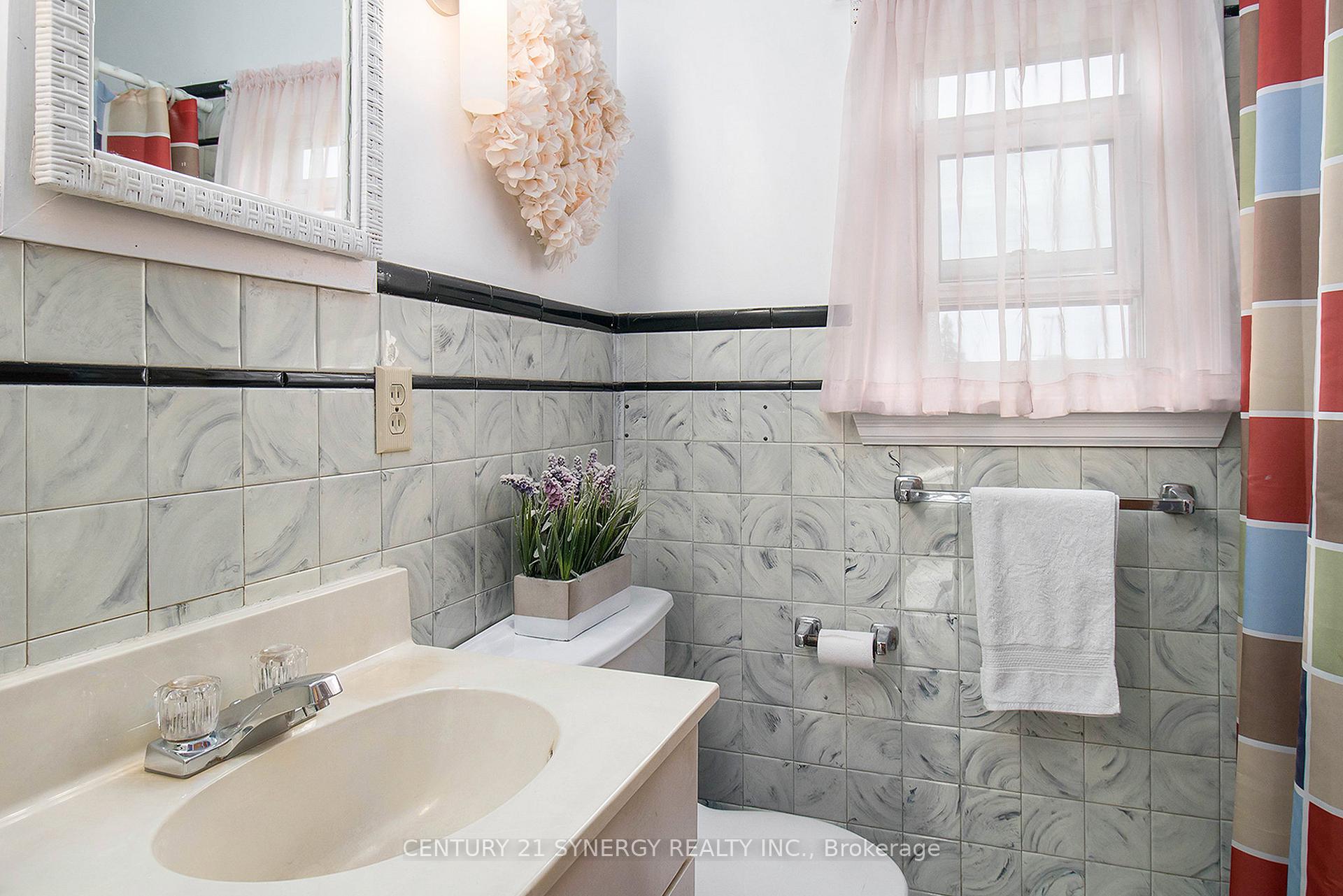 Photo 14 of 46 Cornelia Street E, Smiths Falls — HOMEH