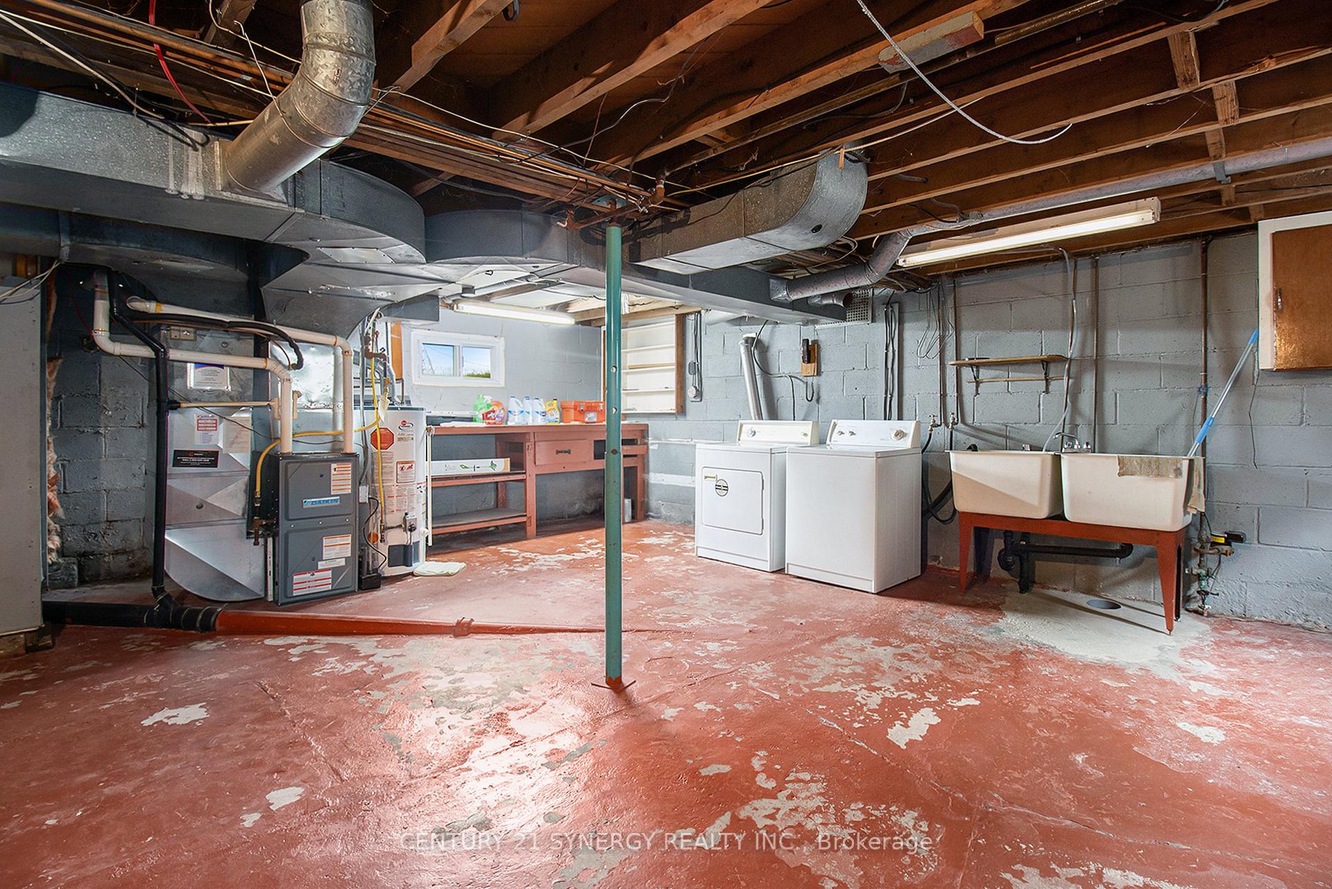 Photo 15 of 46 Cornelia Street E, Smiths Falls — HOMEH