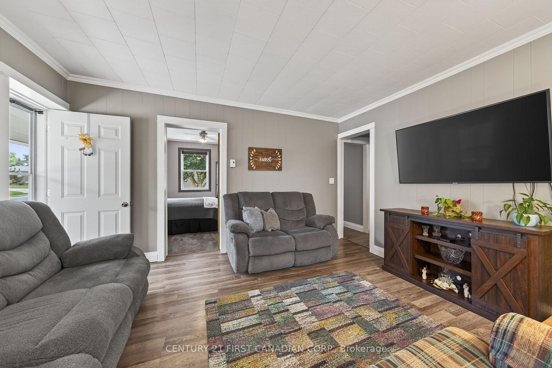 Photo 9 of 139 Centre Street, South Huron, Stephen — HOMEH