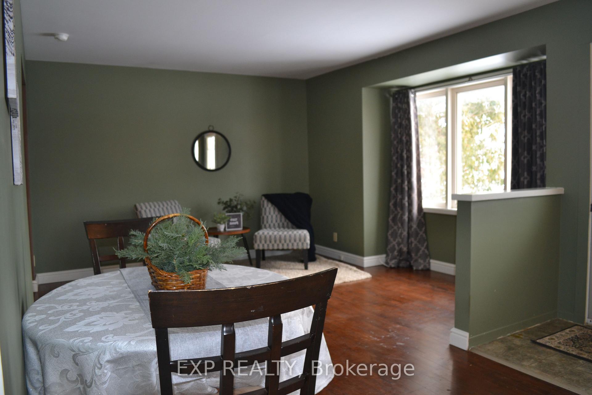 Photo 7 of 340 Mcnab Avenue, Renfrew — HOMEH