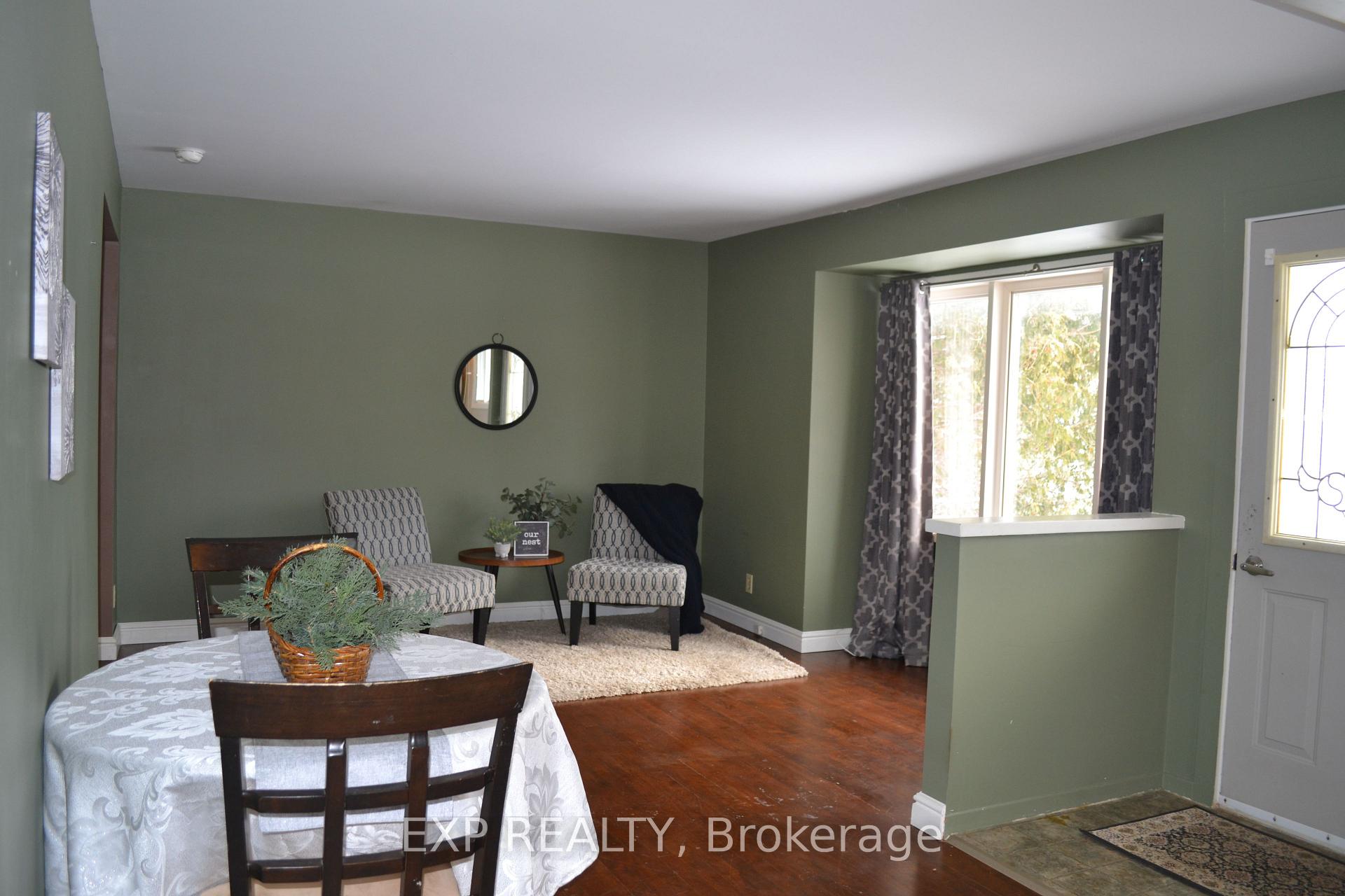 Photo 9 of 340 Mcnab Avenue, Renfrew — HOMEH