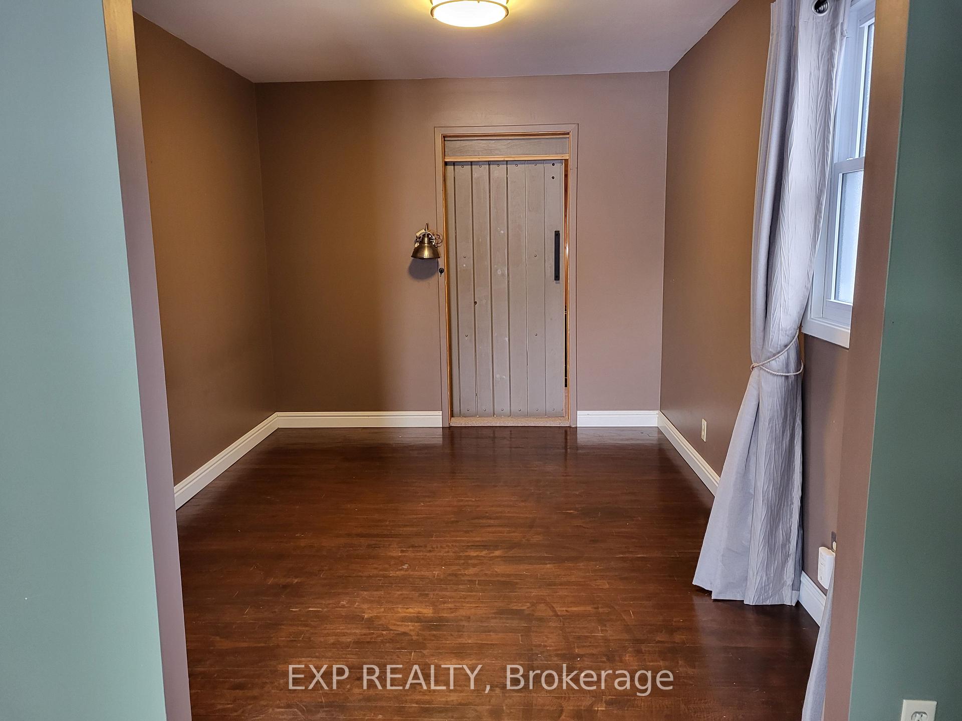 Photo 12 of 340 Mcnab Avenue, Renfrew — HOMEH