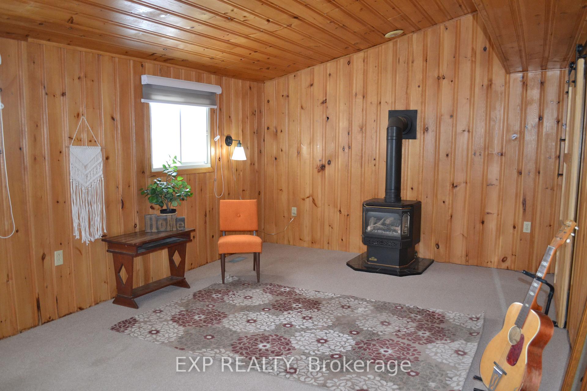 Photo 13 of 340 Mcnab Avenue, Renfrew — HOMEH