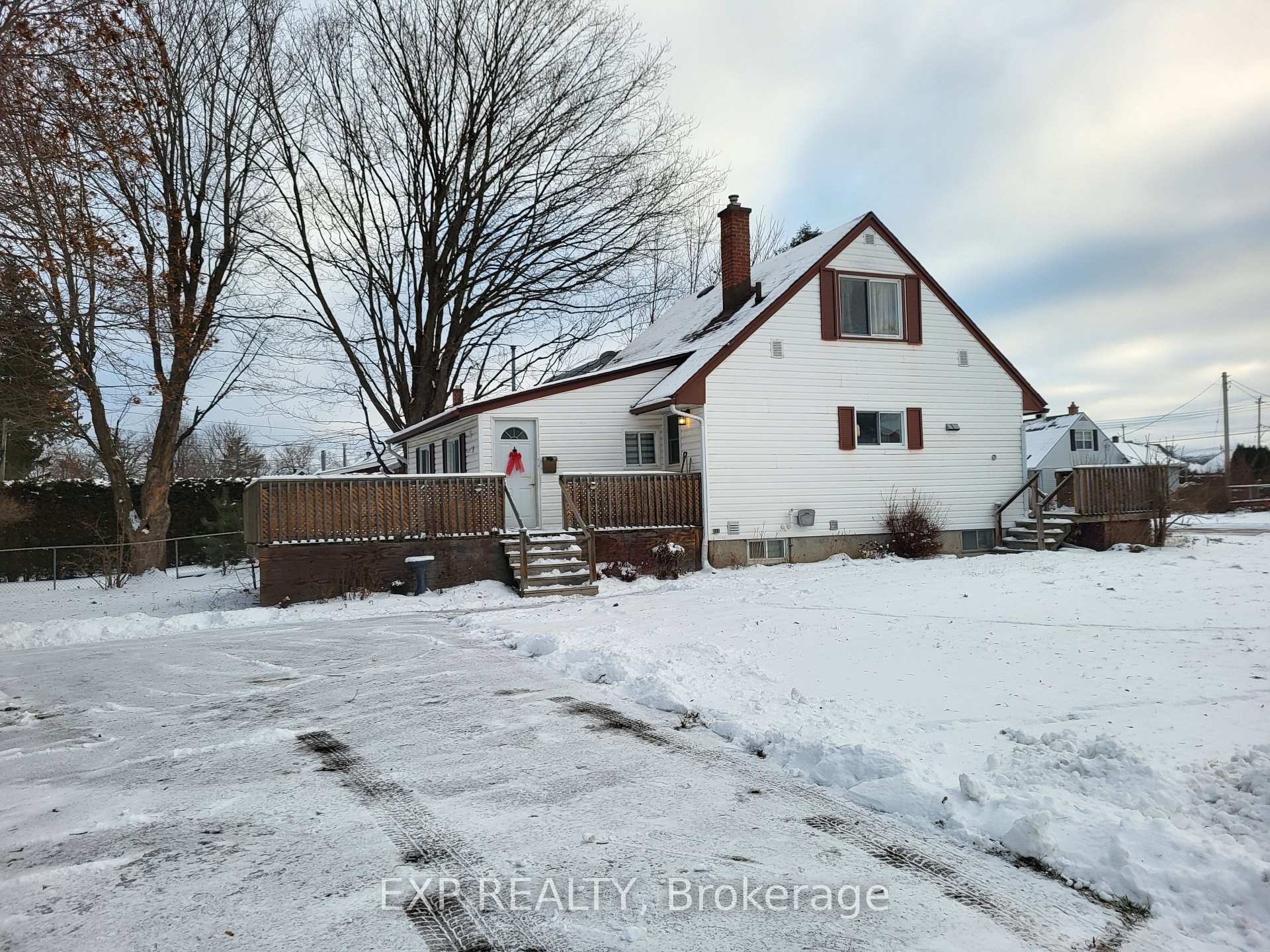 Photo 18 of 340 Mcnab Avenue, Renfrew — HOMEH