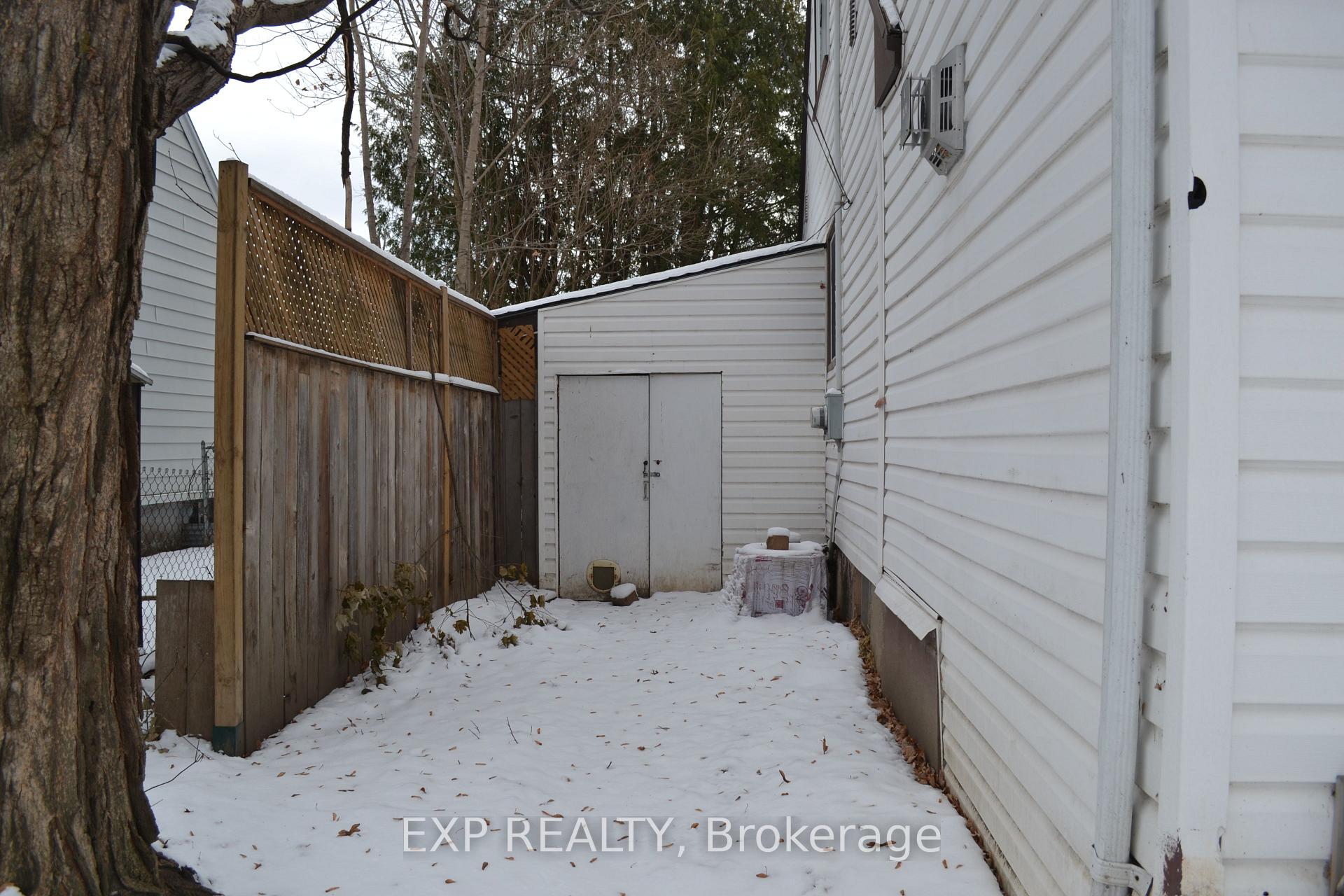 Photo 19 of 340 Mcnab Avenue, Renfrew — HOMEH