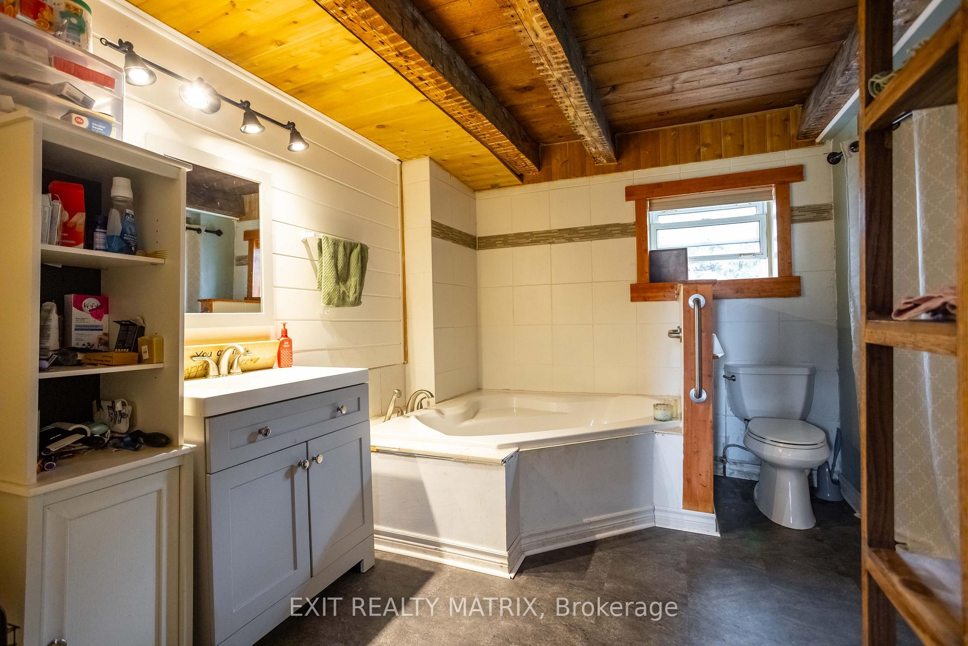 Photo 7 of 20255 Maple Road, South Glengarry, South Glengarry (Charlottenburgh) Twp — HOMEH