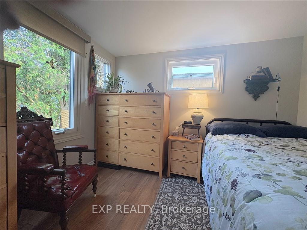 Photo 15 of 135 Peter Street, Renfrew — HOMEH