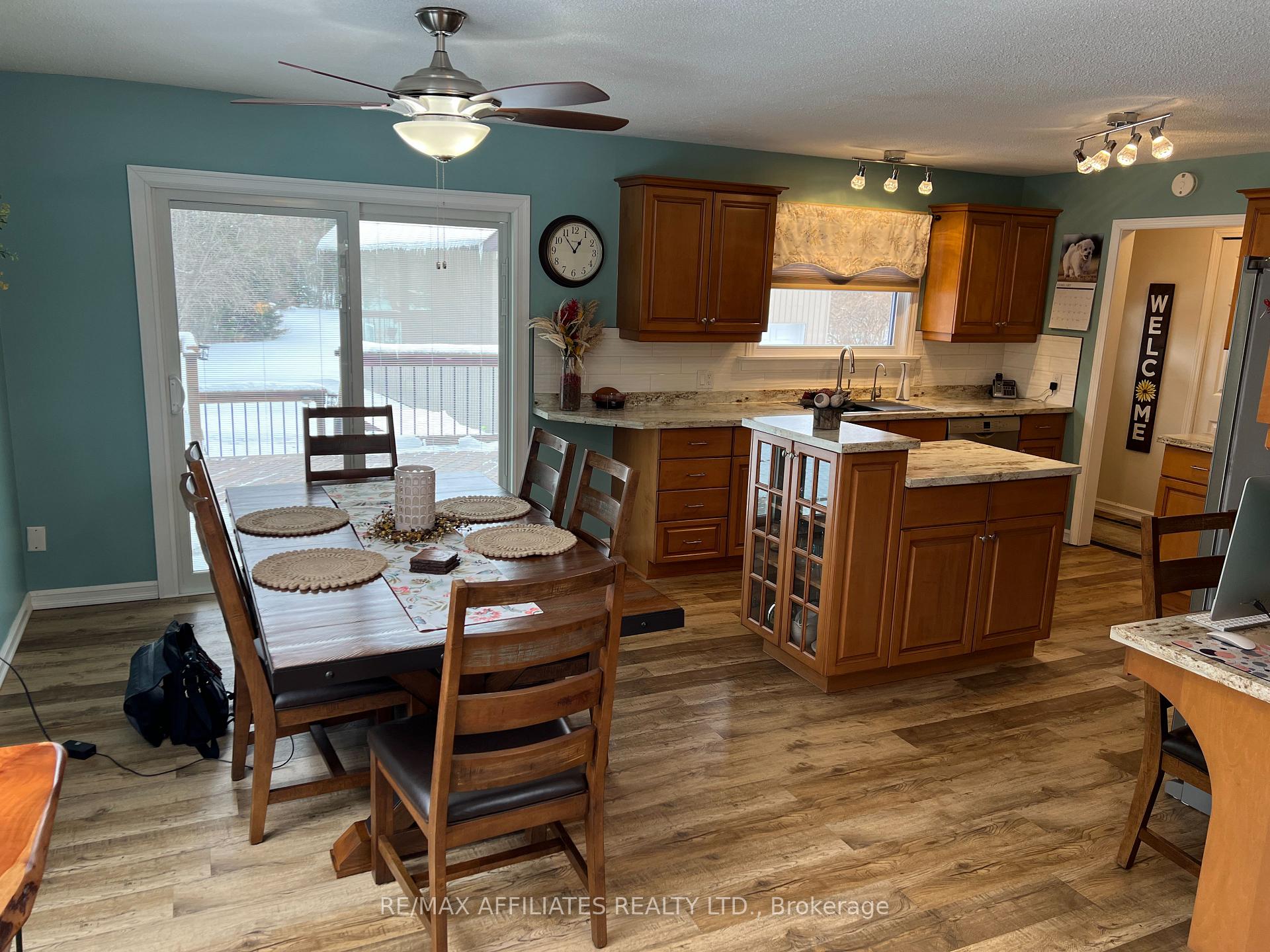 Photo 9 of 157 Perth Street, Rideau Lakes, Rideau Lakes (South Crosby) Twp — HOMEH