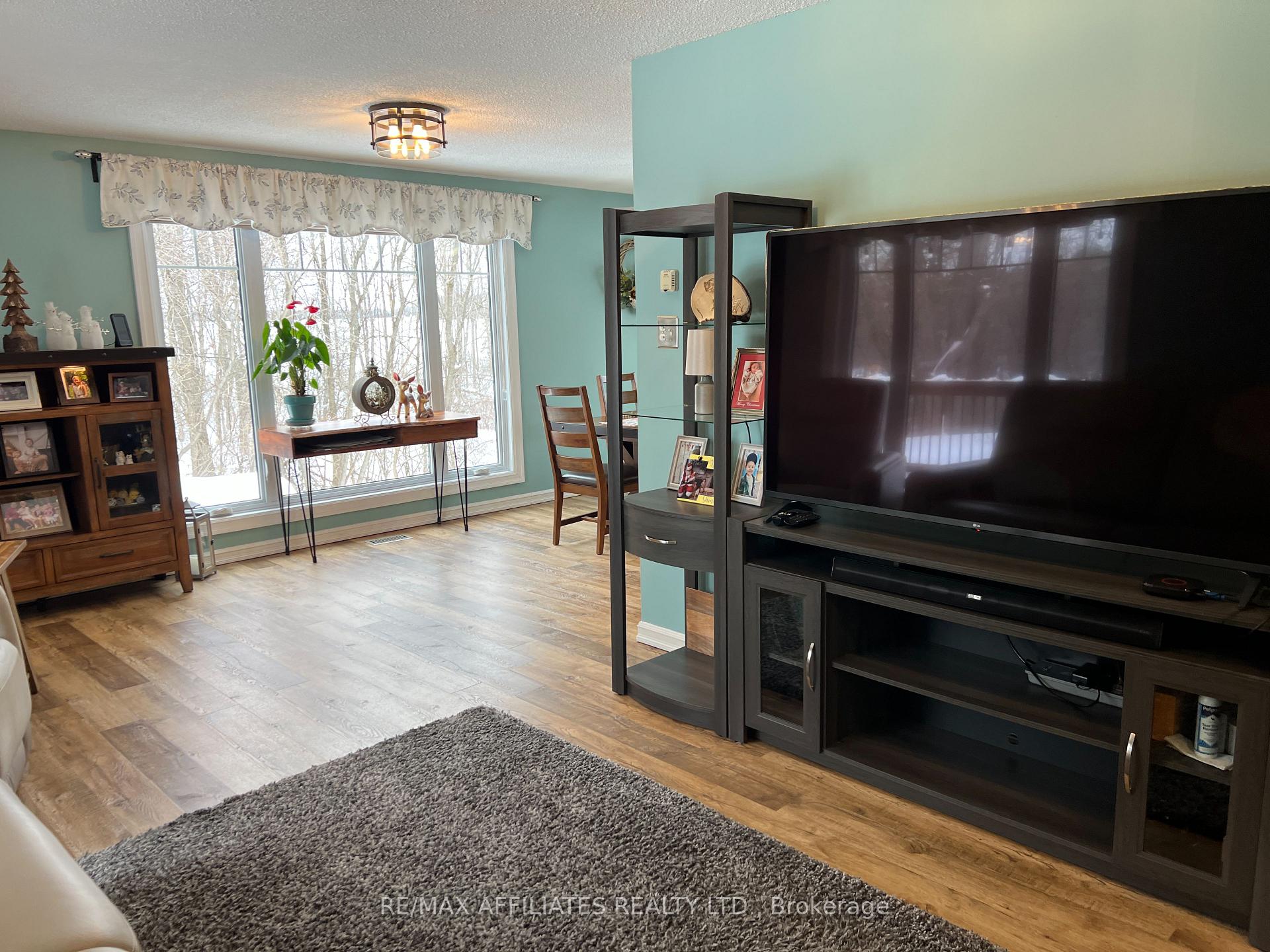 Photo 14 of 157 Perth Street, Rideau Lakes, Rideau Lakes (South Crosby) Twp — HOMEH